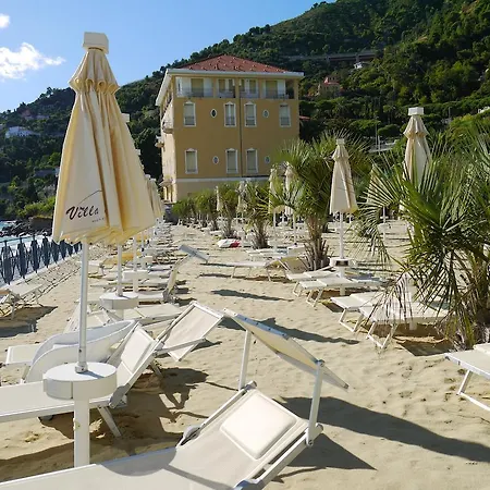 Eva Beach Ventimiglia