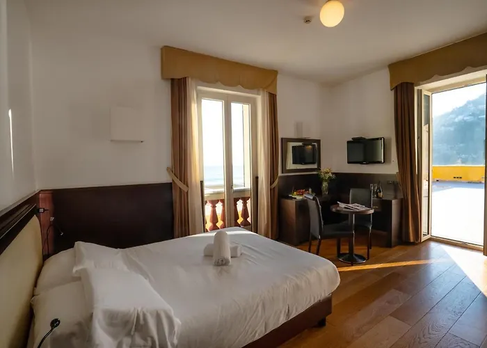 エヴァ ビーチ ホテル ヴェンティミーリア